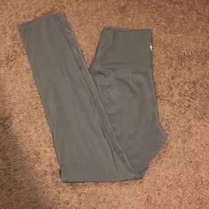 Alphalete Gray Meridian Leggings!!